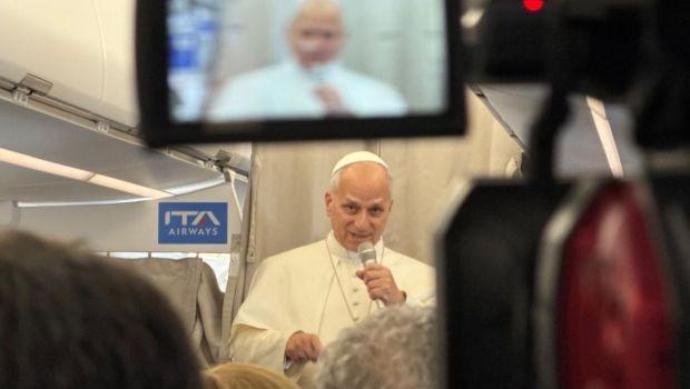 Đức Thánh cha Lêô XIV chia sẻ một cuốn sách tiết lộ ngài là ai