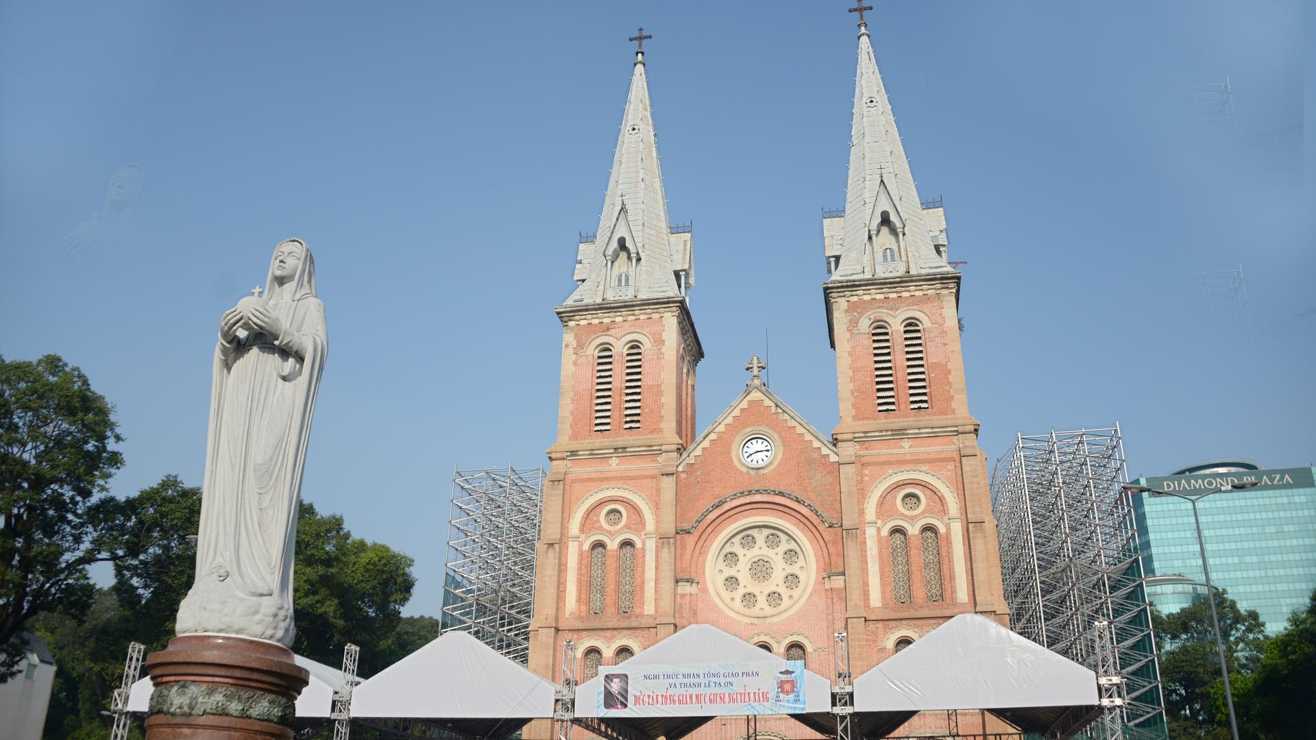 Ngày 9 tháng 12 - Cung hiến Nhà thờ Đức Bà Sài Gòn